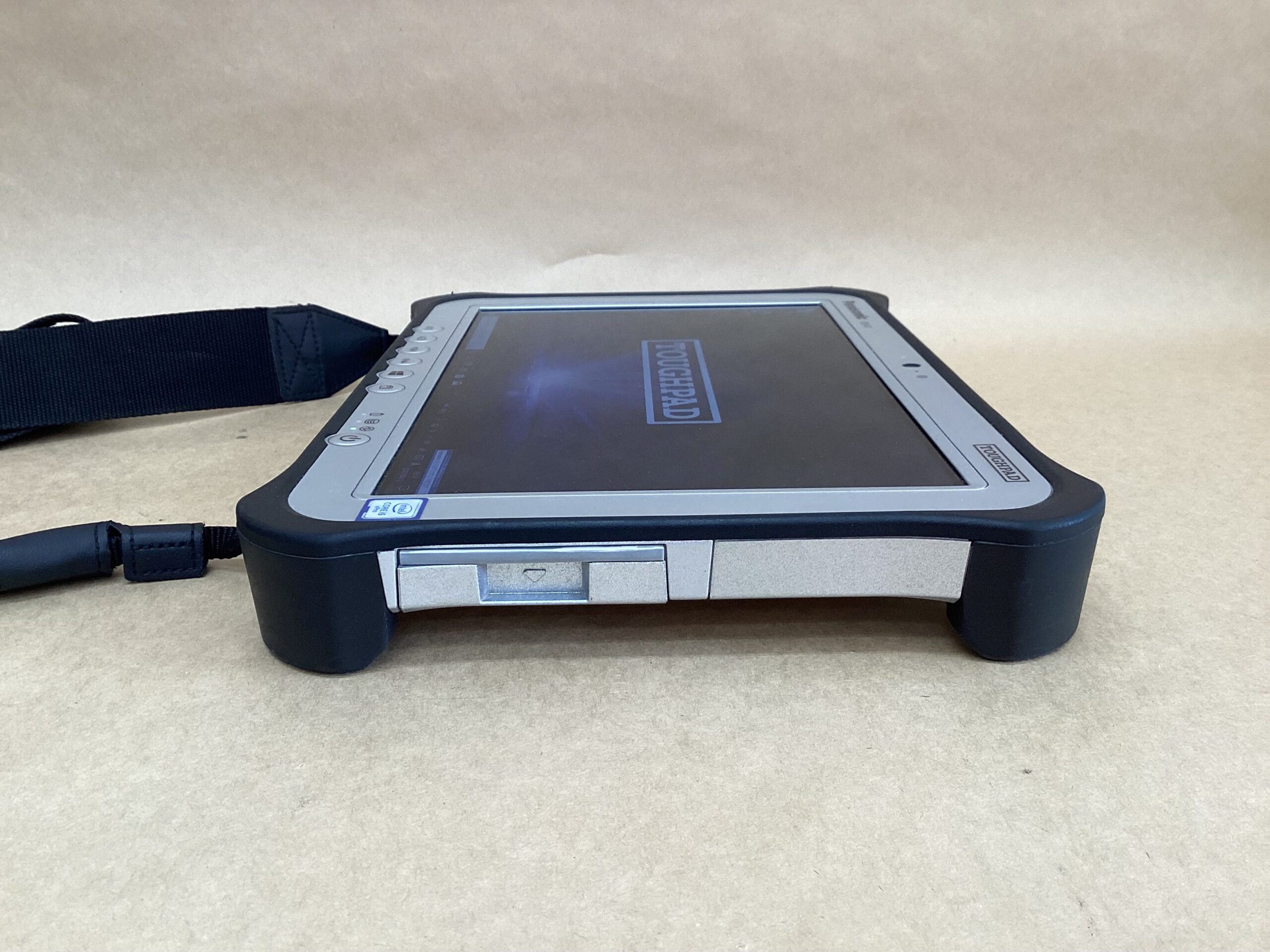 PANASONIC Tablet TOUGHPAD FZ-G1W3050VJ CI5(7300U)-2.6GHZ 8GB 256GB 10.1 inch WIN10P Wireless BLT Camera Stylus - Image 5