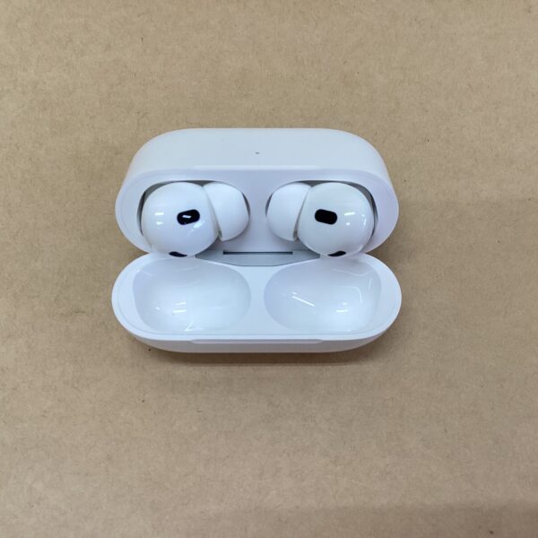 Apple Wireless Earphones AirPods Pro 2 MTJV3J/A A2698 A2699 A2700 White BLUETOOTH MagSafe Charging Case Eartips - Image 2