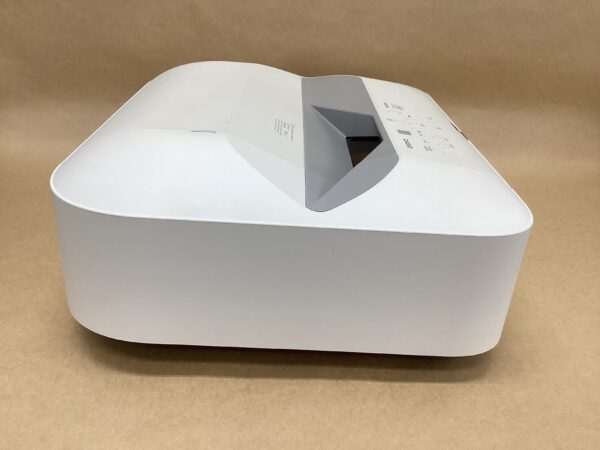 Lamp usage 1641 hours CASIO Ultra short throw projector XJ-UT351W 3500 lumens D-SUB HDMI cable Remote control - Image 3