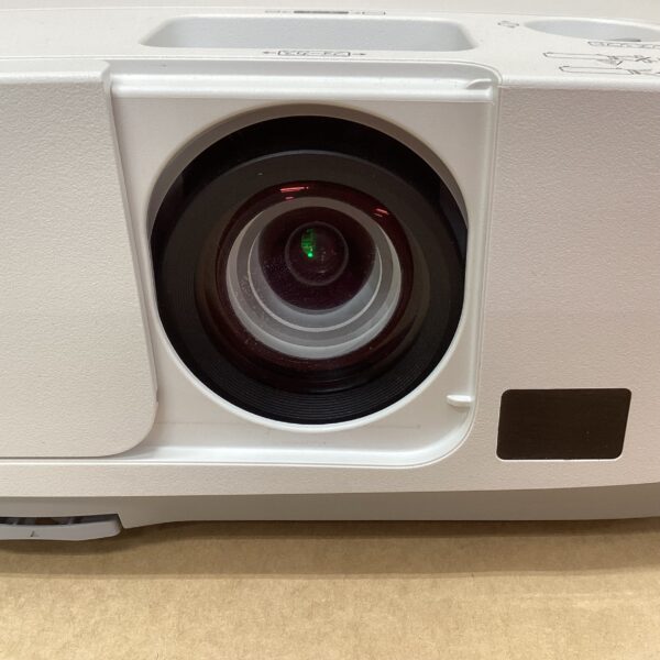 Lamp usage 1304 hours NEC LCD projector NP-P420XJL 4200 lumens HDMI D-SUB cable remote control - Image 2