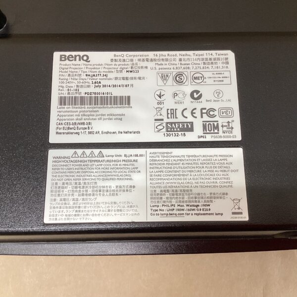 2443 hours lamp usage BenQ DLP projector MW523 3000 lumens Multilingual OSD HDMI D-SUB cable Remote control - Image 7