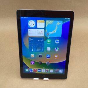 Battery remaining 89% APPLE IPAD5 (5th generation) WIFI 32GB Space Gray 9.7in RETINA IPAD OS 16.7.11 A1822 2017MODEL Camera