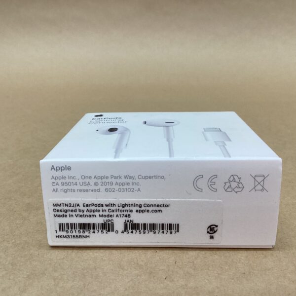 *Price per unit* [48 units in stock] [Unused] Genuine Apple Lightning Earphones for iPad, iPhone, iPod A1748 Inner-ear type - Image 2