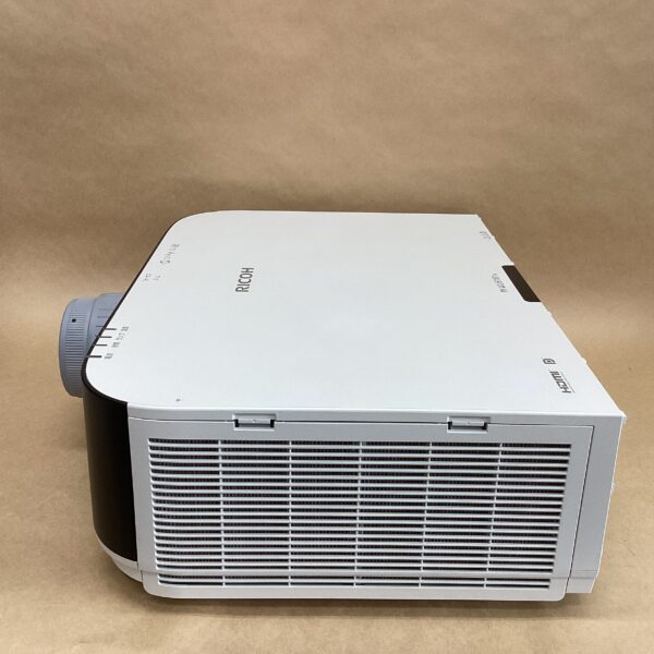 Lamp use: 1510 hours RICOH Professional projector PJ WU6181N 6200 lumens Wireless LAN compatible (adapter not included, must be purchased separately) D-SUB HDMI cable Remote control - Image 3