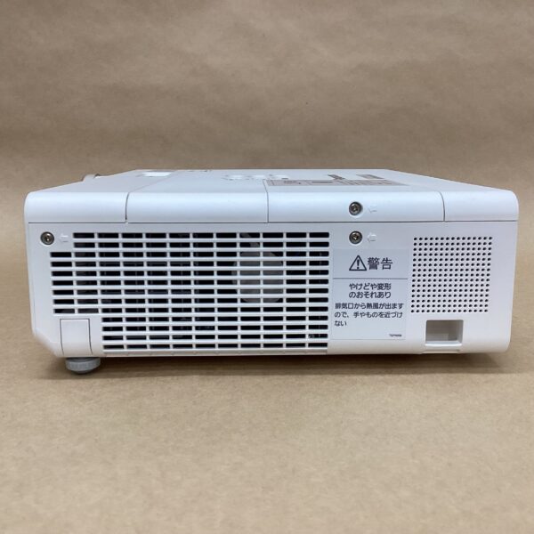 Lamp use 325 hours Panasonic LCD projector PT-VW345N 3700 lumens HDMI D-SUB cable - Image 3