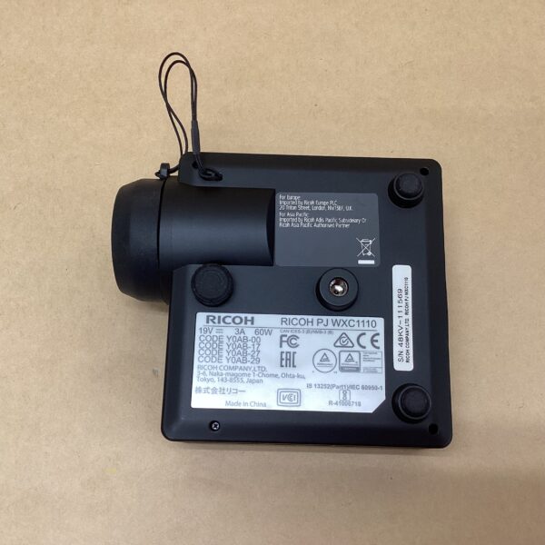 RICOH Mobile Type Short-focus LED Projector PJ WXC1110 600 Lumens D-SUB HDMI Cable Remote Control Soft Case - Image 6