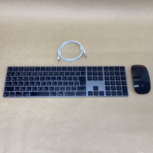 Apple Wireless BLUETOOTH Magic Keyboard A1843 with Japanese (JIS) numeric keypad + Apple Wireless BLUETOOTH Magic Mouse2 A1657