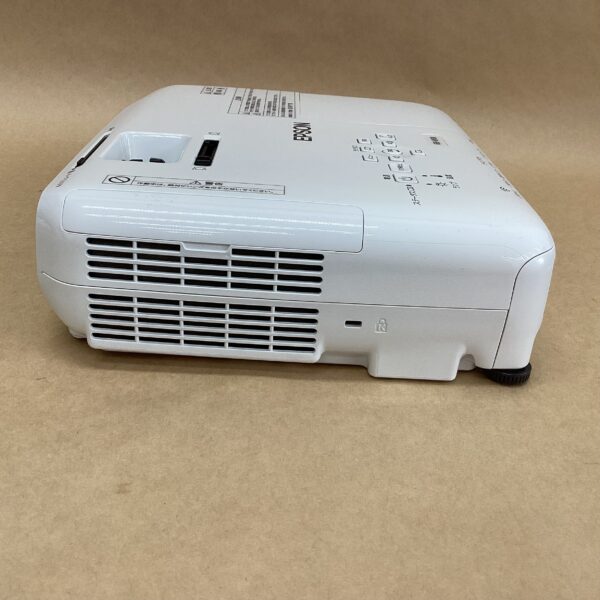 Lamp usage 253 hours Epson Business Projector EB-W18 3000 lumens Wireless compatible (adapter not included (must be purchased separately)) D-SUB HDMI USB-B cable Remote control - Image 3