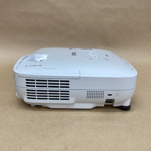 Lamp usage 847 hours Epson Business Projector EB-W10 2600 lumens D-SUB HDMI USB-B cable Remote control - Image 3