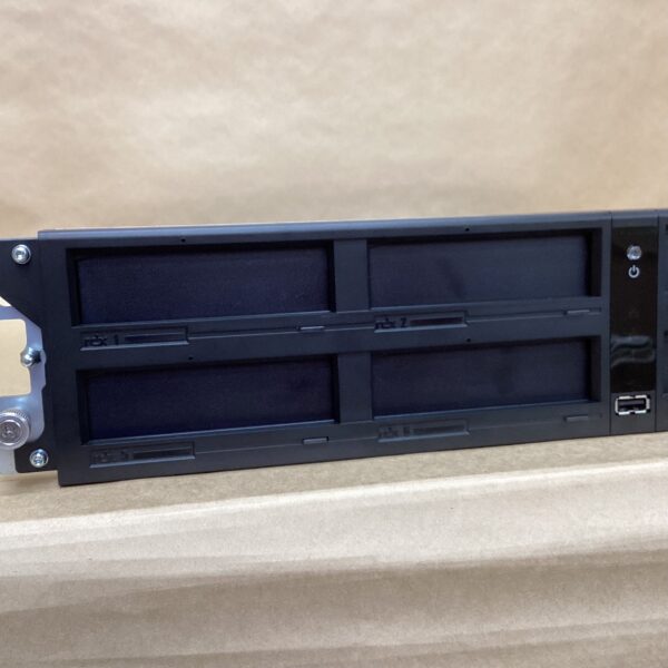 TANDBERGDATA Tandberg RDX Drive RDX QUIKSTATION 8 Core i3-4160 16GB SSD 8GB QuikStation 8 iSCSI Compatible with 8-Bay Dock, Rackmount - Image 2