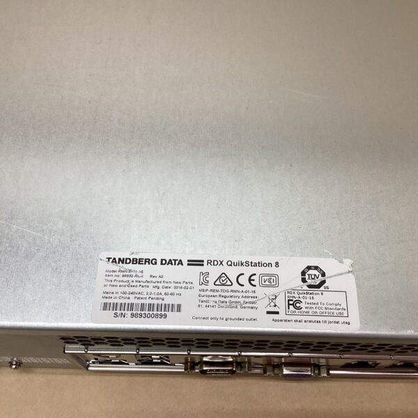 TANDBERGDATA Tandberg RDX Drive RDX QUIKSTATION 8 Core i3-4160 16GB SSD 8GB QuikStation 8 iSCSI Compatible with 8-Bay Dock, Rackmount - Image 5