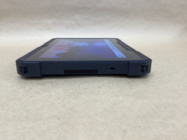 Dell Latitude 7220 Rugged Extreme Tablet CI5 (8365U) - 1.6GHz 8GB RAM, 256GB RAM, 11.6-inch, Windows 11 Pro, Wireless, BLT Camera - Image 6